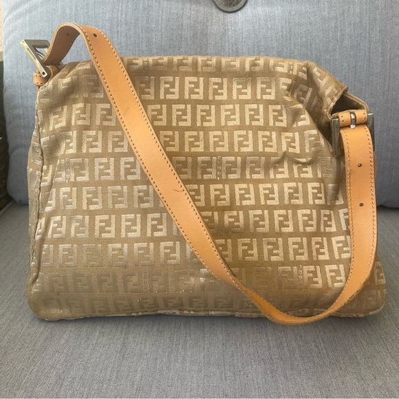 Fendi Mamma Baguette Fendi Zucca bag Tan flap bag purse nude bag - Picture 4 of 15